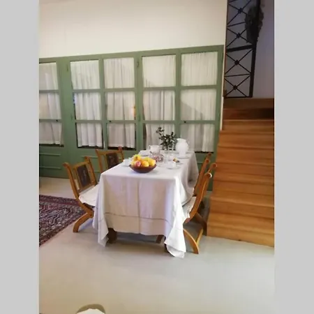 Casa Immersa Nel Al Centro Di