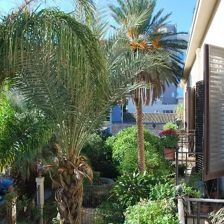 Casa Immersa Nel Al Centro Di Daire Palermo