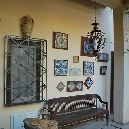 Casa Immersa Nel Al Centro Di Апартаменты *